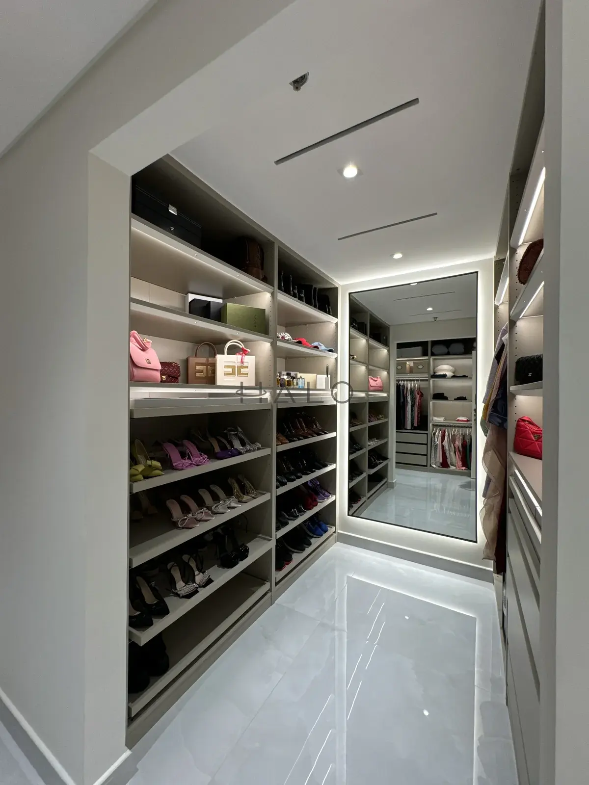 Walk in wardrobe and shoe storage — Dubai Creek, Halo Interiors