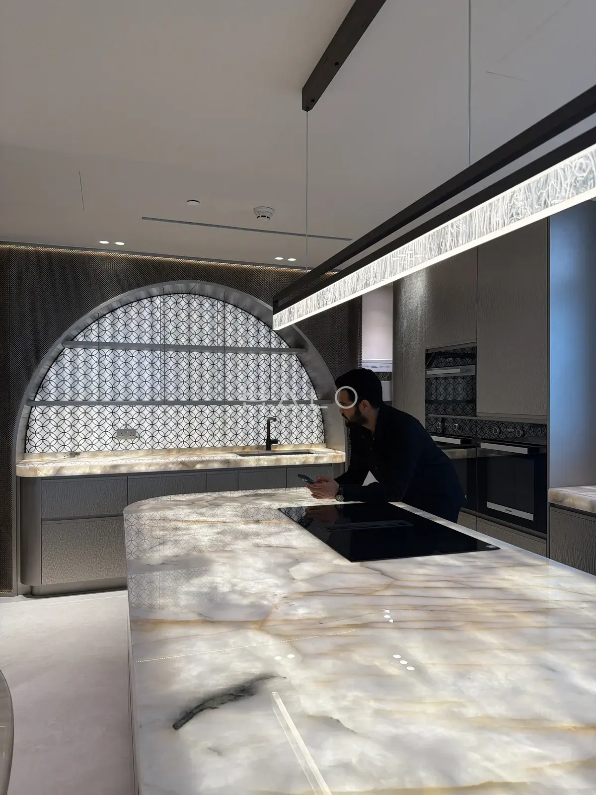 Kitchen cabinets and countertop review — Downtown Dubai, Halo Interiors