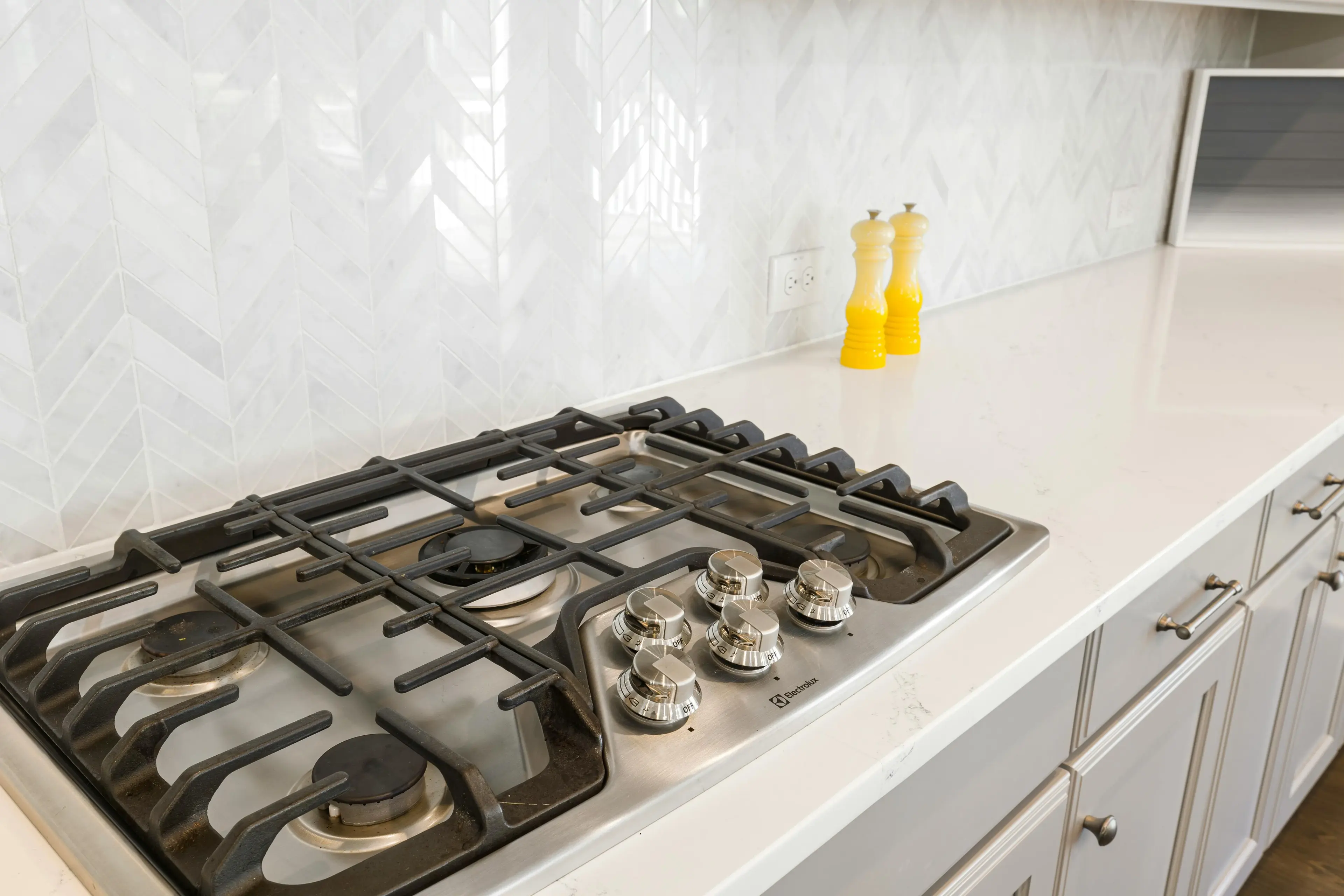 Backsplash Installation