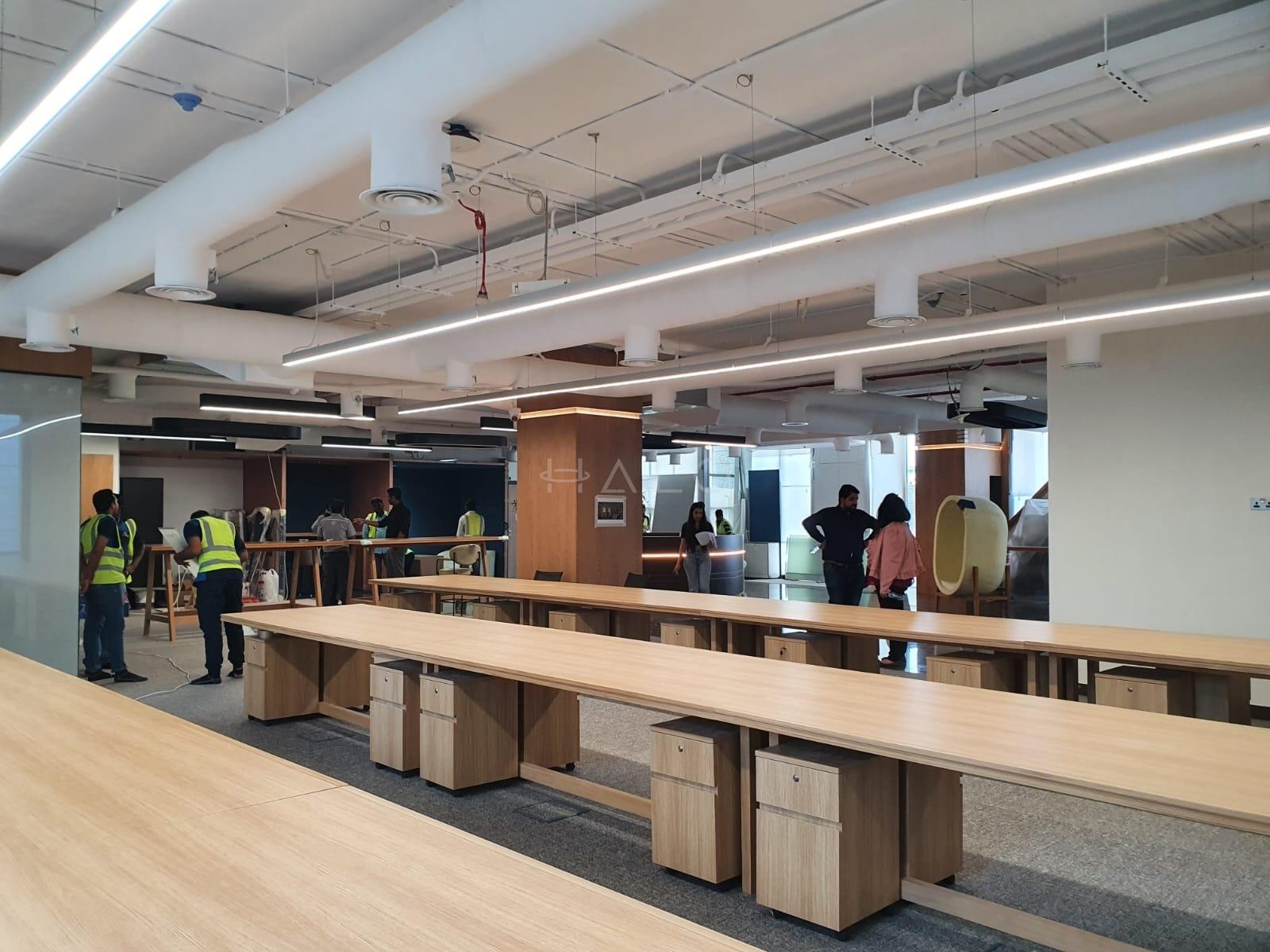 Planning a phased office fit-out in Dubai while staff remain at work